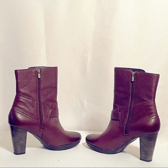 Clarks Indigo Burgundy Pebbled Leather Boot. Size 11M - Picture 4 of 9